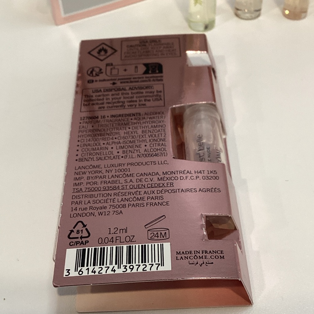 🌺 Perfume Sample Bundle - 6pc. - Picture 4 of 14